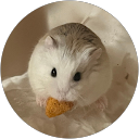 mae g profile picture